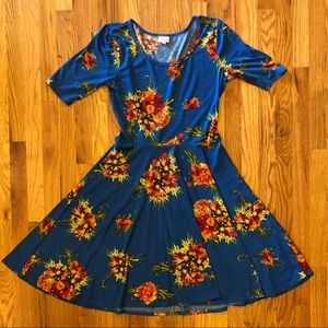 LuLaRoe Nicole Dress